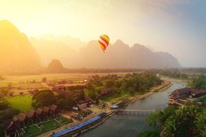 Charme de la région de Vang Vieng